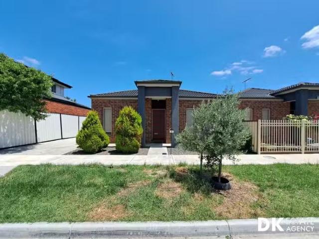 Charming 5 Wasley St, Albion VIC 3020