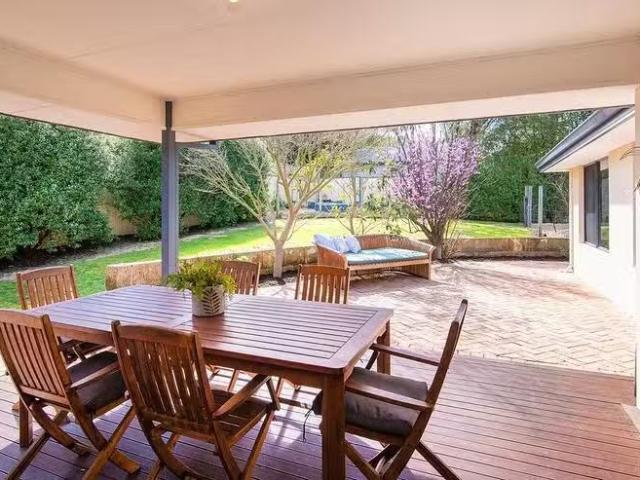 For Rent! 5 Tea Tree Link, Margaret River, WA 6285