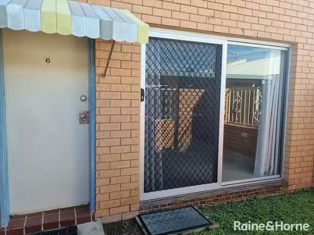 Nice 6/43 Off Lane, Gladstone Central, QLD 4680