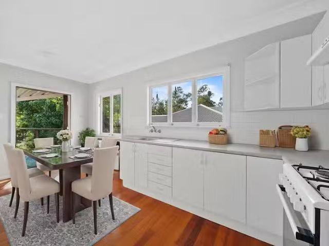 Rental! 649 Waterworks Road, Ashgrove, QLD 4060