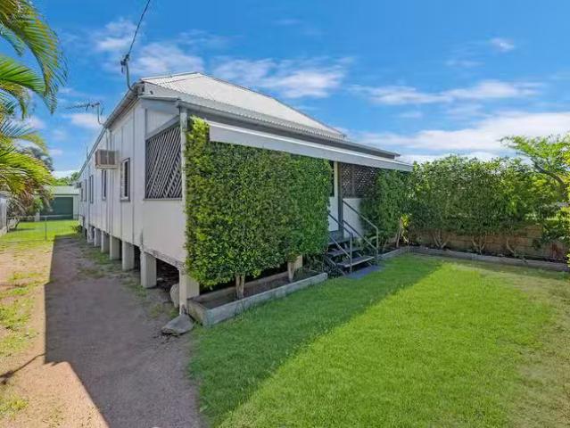 Rental! 64 Stagpole Street, West End, QLD 4810