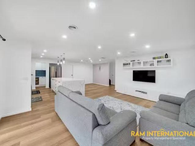 Unique 67 Terrene Terrace, Point Cook, VIC 3030