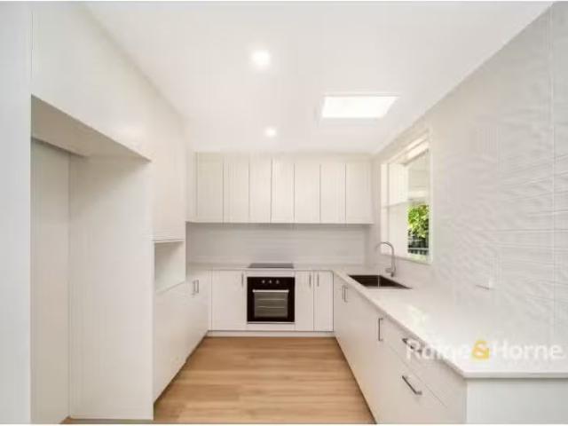 Cheap 68 Adelaide Avenue, UMINA BEACH House for rent Listed b.