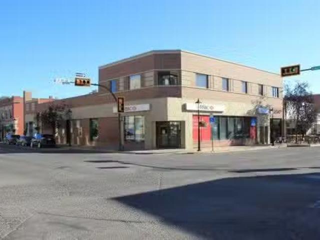 For Rent! 602 3 Street Se, Medicine Hat, AB, T1A 0H5 commerc.