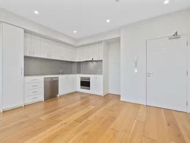 New 606/2 Rutland Avenue, Lathlain, WA 6100