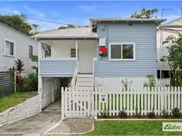 Charming 60 Wardrop Street, South Murwillumbah House for rent.
