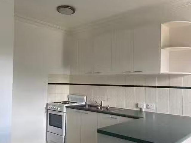 New 6/124 Henderson Road, Crestwood, NSW 2620