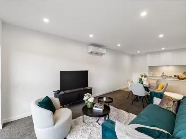Rental! 61/60 Kingsland Parade, Casey Townhouse for rent List.