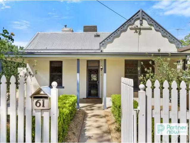 Rental! 61 Carthage Street, TAMWORTH House for rent Listed by.