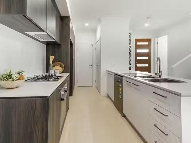 Just in! 62/24 Bonogin Road, Mudgeeraba, QLD 4213