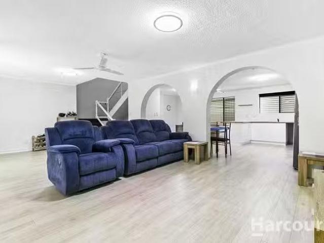 Charming 6/373 Esplanade, Scarness, QLD 4655