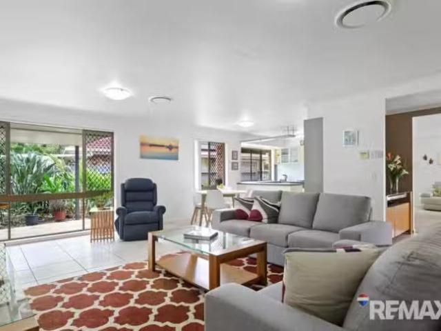 Unique 6 Capricorn Drive, Cleveland, QLD 4163