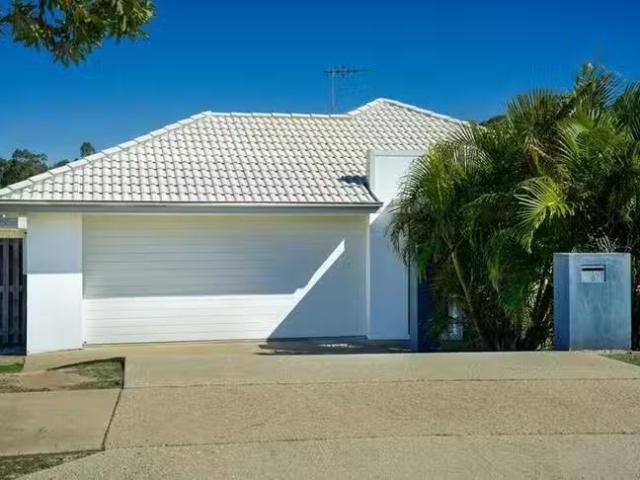 Nice 6 Bendee Street, Glen Eden, QLD 4680