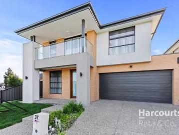 Charming 6 BR 37 Roscoe Avenue, Kalkallo, VIC 3064 House for.