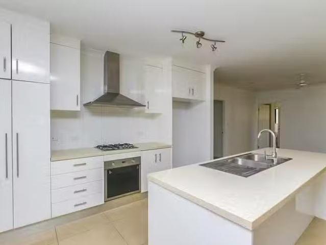 Cozy 6 Exploration Way, Edmonton, QLD 4869