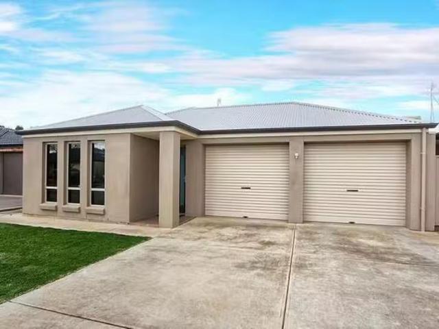 Just in! 6 Melvina Road, Paralowie, SA 5108