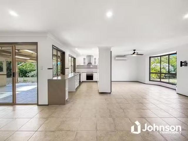 New 6 Pinebark Avenue, Oxenford, QLD 4210