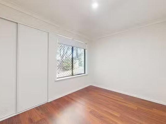 Rental! 6 Reveley Court, Samson, WA 6163