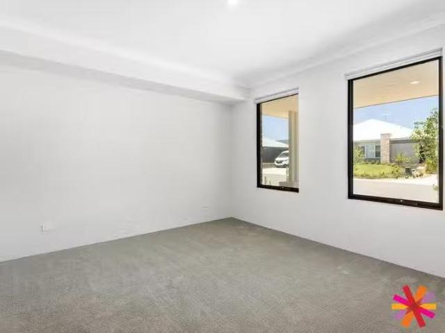 Just in! 6A Starapple Chase, Upper Swan, WA 6069