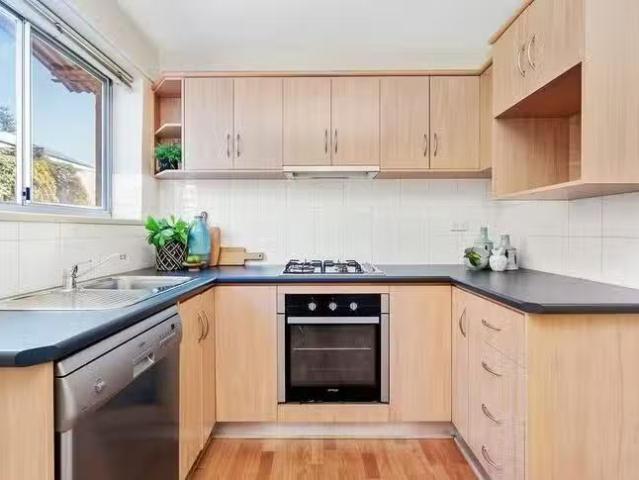 Unique 7/4 Bristol Place, Glenelg South, SA 5045