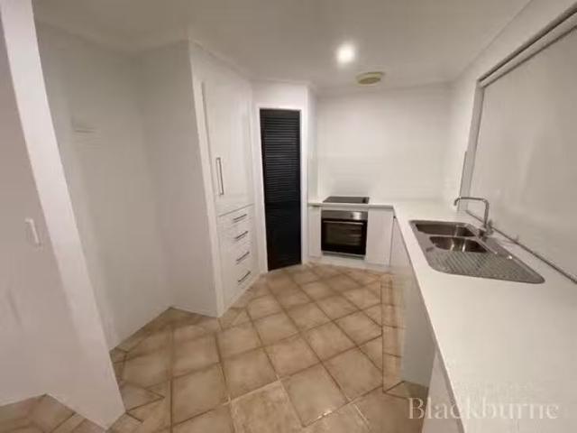 Rental! 75 Natham Square, Swan View, WA 6056