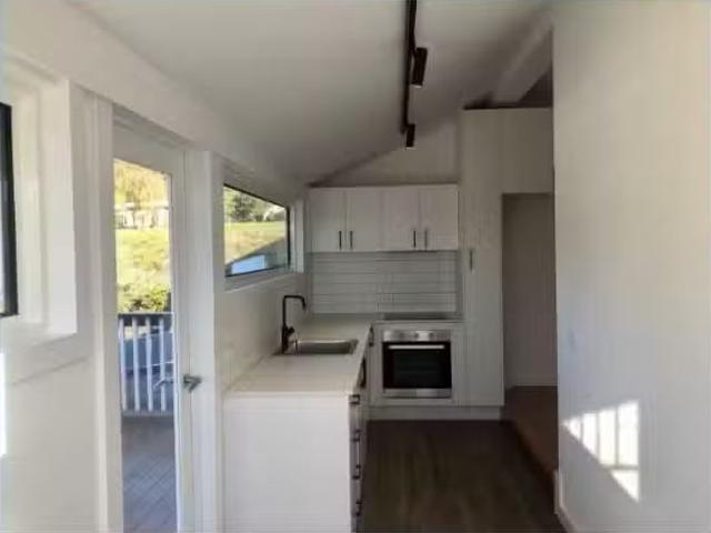 Charming 76 Alexander Street, Sandy Bay House for rent Listed.