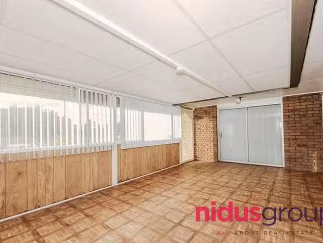Deal! 77 Bindaree Street, Hebersham, NSW 2770