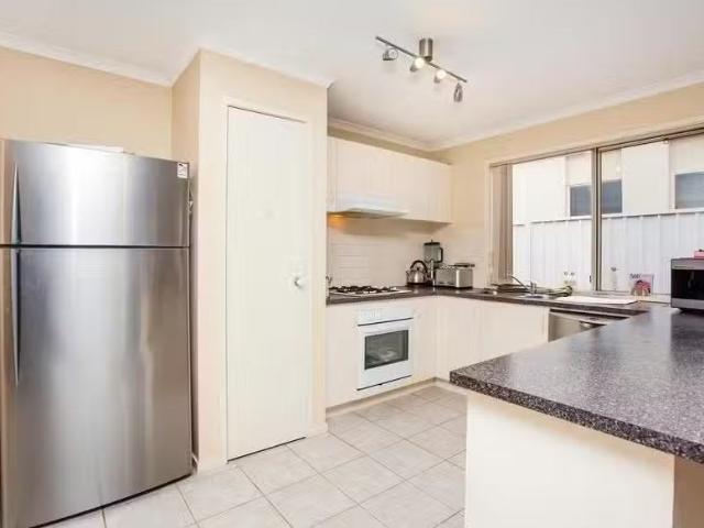 For Rent! 78 Springlake Avenue, Caroline Springs VIC 3023