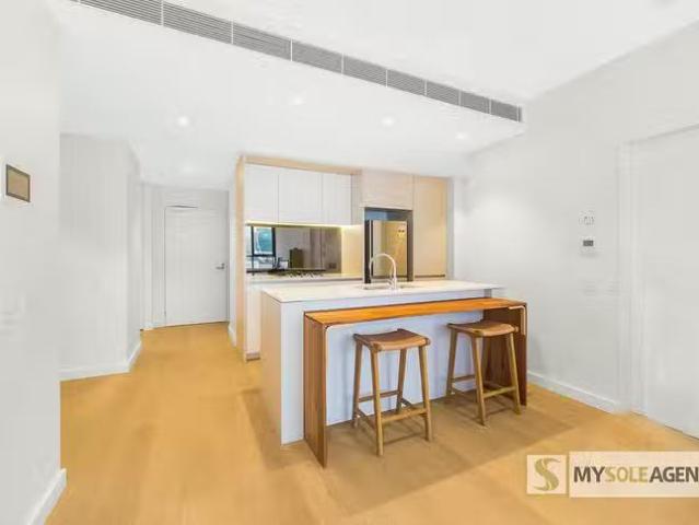 Rental! 707/82 Hay Street, Haymarket, NSW 2000