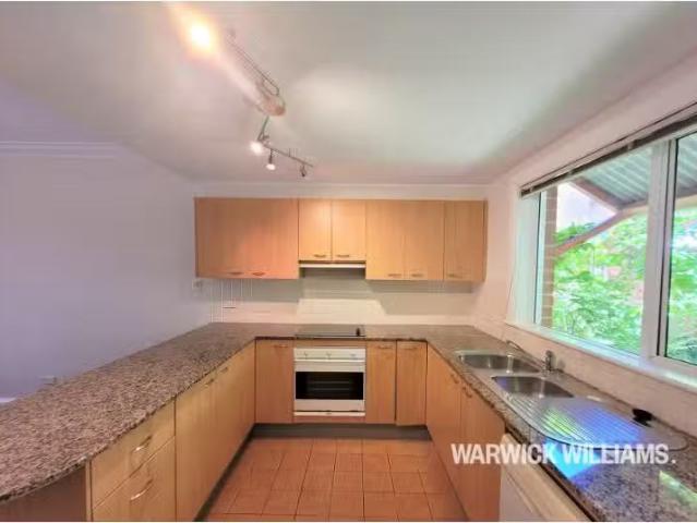 For Rent! 7/11A Wrights Road, Drummoyne Townhouse for rent Li.