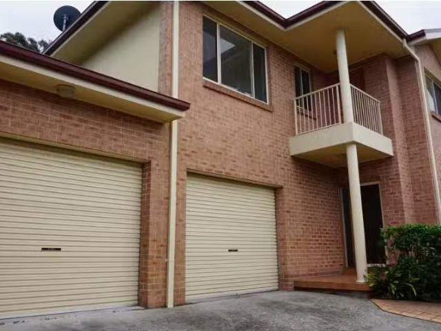 For Rent! 7/17 19 Bellevue Road, Figtree Townhouse for rent L.