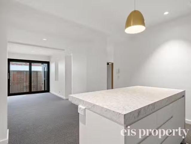 Just in! 7/160 162 Elizabeth Street, Hobart, TAS 7000