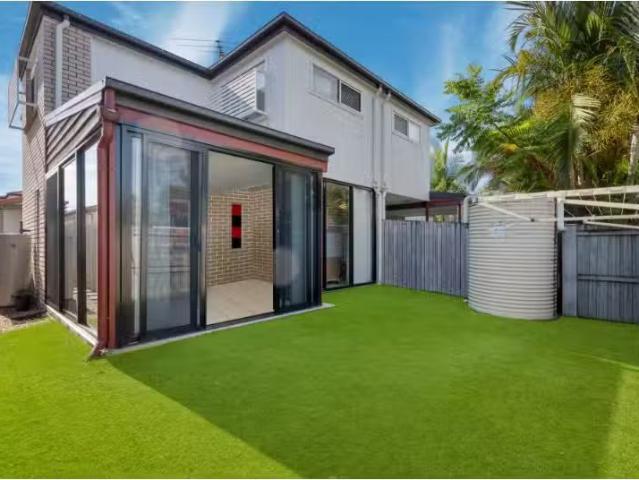 Cozy 7/16 Lara Street, SUNNYBANK Townhouse for rent Listed by.