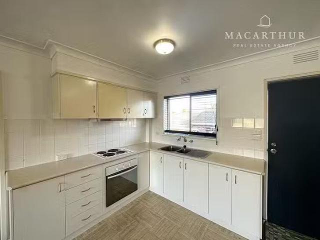 Nice 7/179 Lake Albert Road, Kooringal, NSW 2650