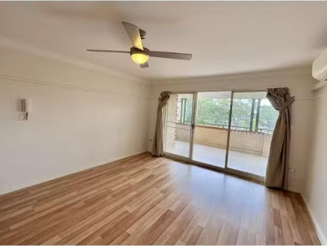 Cozy 7/1a James Street, Baulkham Hills Apartment for rent Lis.