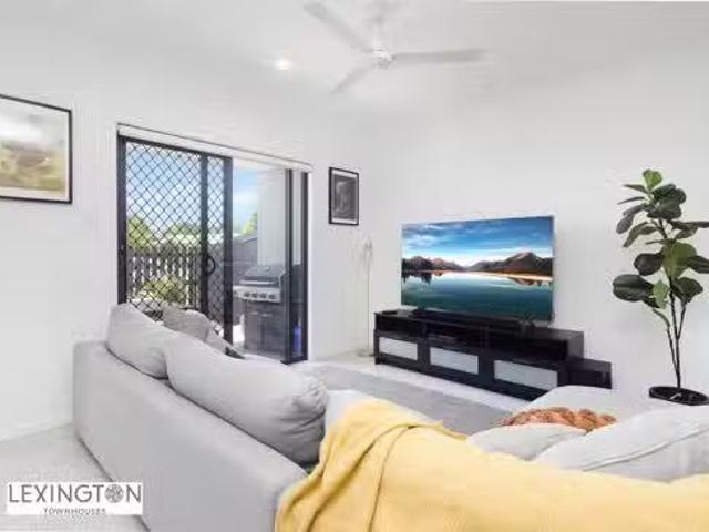 New 73/30 Creekside Terrace, Albany Creek QLD 4035