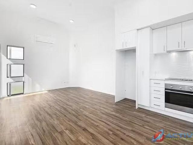 For Rent! 7/38 Orpington Street, Cloverdale, WA 6105