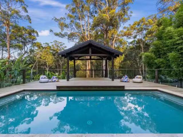 Charming 7 Beau Parade, Bonogin, QLD 4213 House for Rent