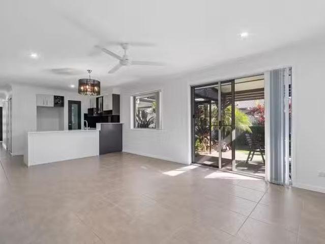 Rental! 7 Benjamin Street, Pimpama, QLD 4209