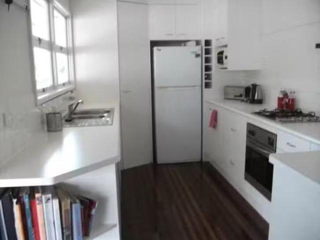 Just in! 7 Burrendah Road, Jindalee, QLD 4074