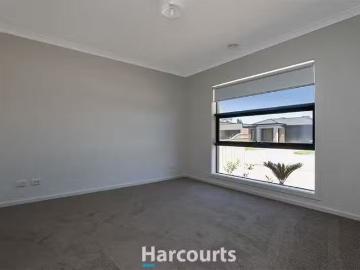 For Rent! 7 Eacott Street, Longwarry, VIC 3816 House for Rent