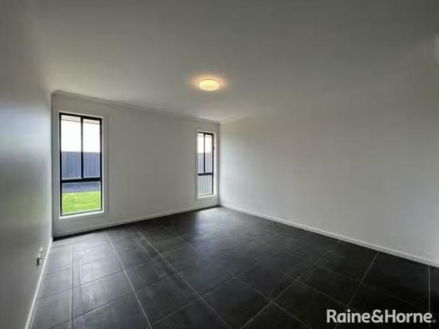Just in! 7 Sandalwood Road, Davoren Park, SA 5113