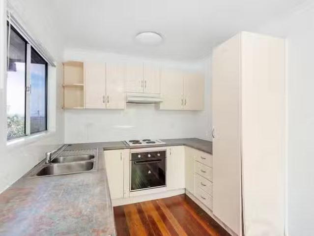 New 7 Stuart Street, Woodridge, QLD 4114