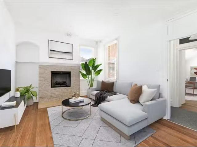 Cheap 7 Wonga Road, Yowie Bay House for rent Listed by Chris.