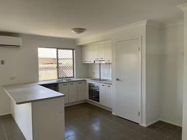 Cozy 7 Whitlock Drive, Rothwell, QLD 4022