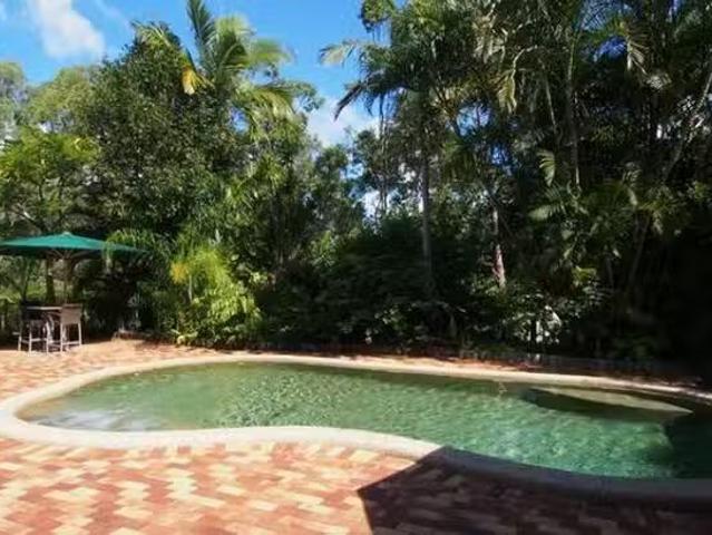 Nice 7 Uplands Drive, Parkwood, QLD 4214