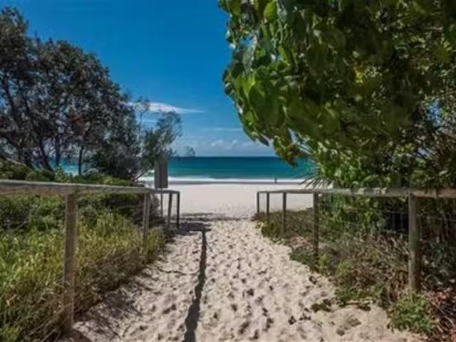 Rental! 7B/3 Second Avenue, Burleigh Heads, QLD 4220