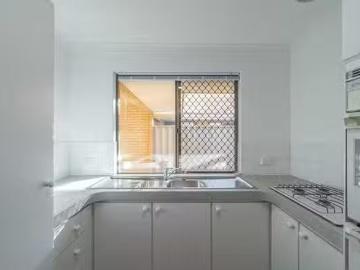 Nice 7B Mawson Court, Morley, WA 6062