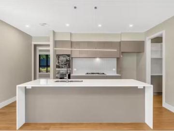 Rental! 7b Mawson Drive, Mawson Townhouse for rent Listed by.