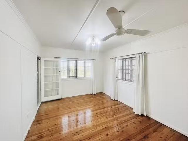 Just in! 88 High Street, Brighton, QLD 4017